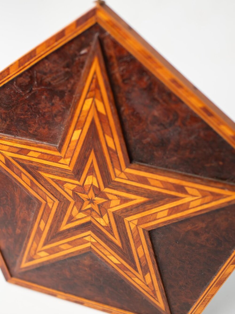Vintage Wood Inlay Star Wall Hanging Handmade Geometric Marquetry Decor 10" - Picture 3 of 8